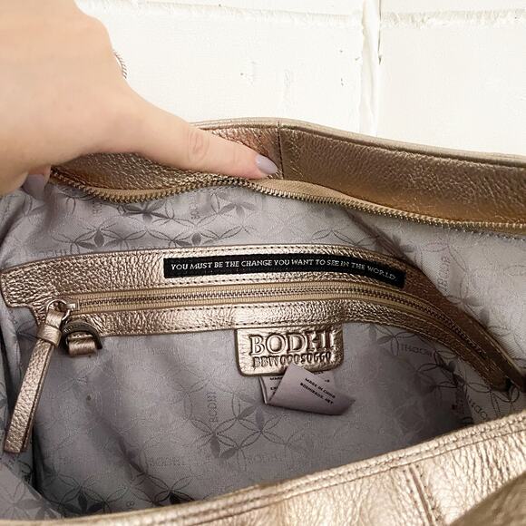 BODHI Gold Metallic Oversized Hobo Shoulder Bag - Picture 8 of 8
